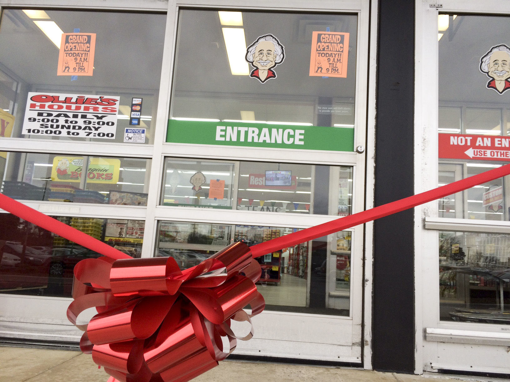 Ollie's Bargain Market Grand Opening